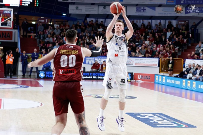 Derthona Basket, sconfitta casalinga all’overtime contro Brescia