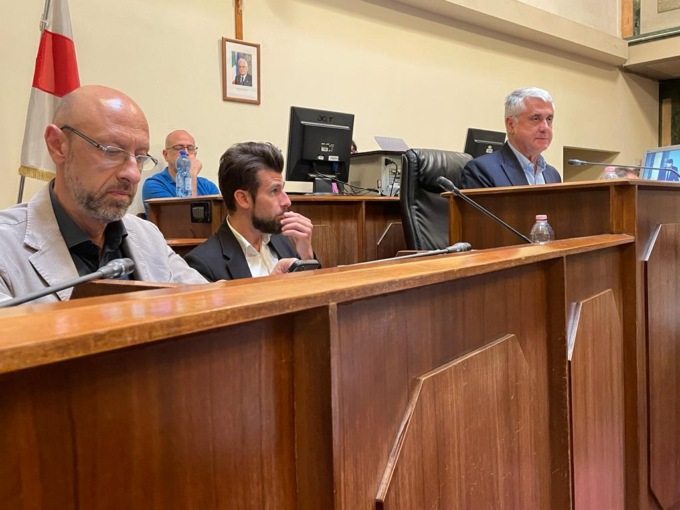 Il Sindaco Abonante su Facebook spiega i motivi per cui in consiglio ha perso le staffe