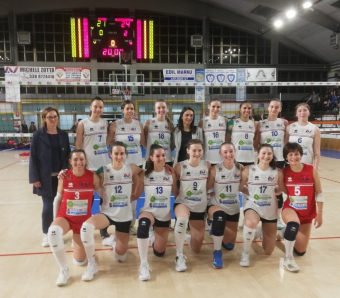 Alessandria Volley, sfumata l’impresa per la B1, promossa Novate