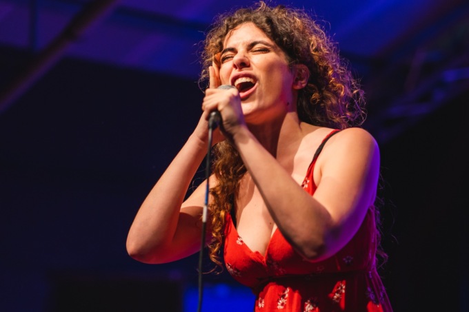 Valenza, martedì 23 al Teatro Sociale lo spettacolo “Irresistibile”