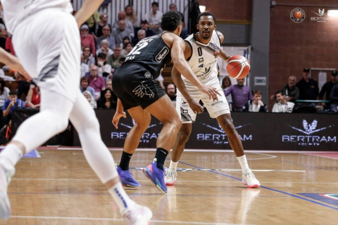 Derthona Basket, altro acuto di misura in gara 2 con Trento