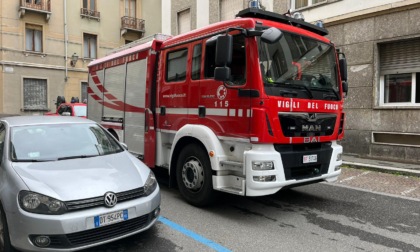 Cortocircuito in via Trotti ad Alessandria, intervengono i Vigili del Fuoco e la Polizia Locale