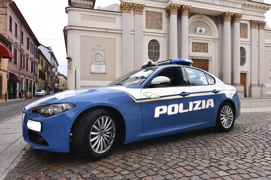 Arrestati per detenzione di stupefacente finalizzata allo spaccio una coppia di cittadini (padre e figlio)