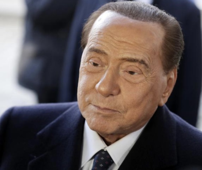 Silvio Berlusconi sarà cremato a Valenza