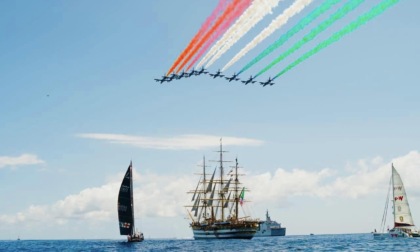 La nave Amerigo Vespucci parte da Genova per il giro del mondo