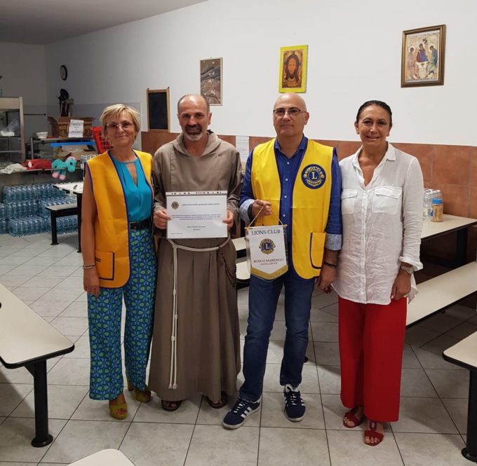 Lions Club Bosco Marengo Santa Croce, donati buoni spesa per la mensa San Francesco