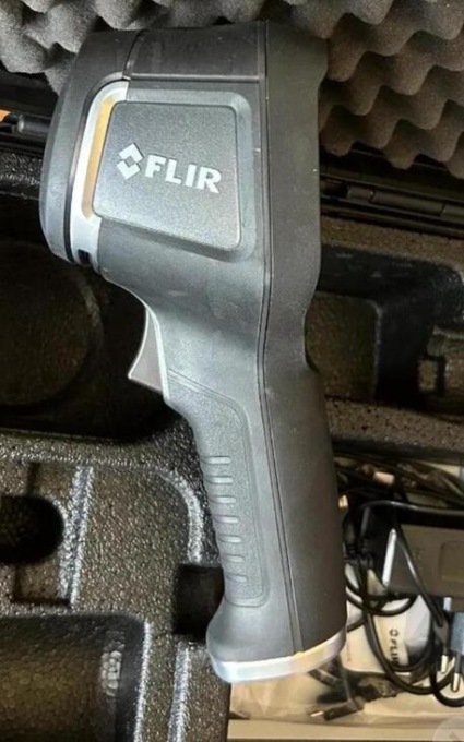 Vigili del fuoco intervengono ad Asti per un incendio e vengono derubati