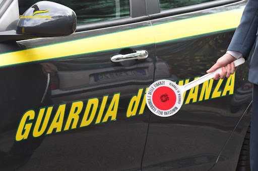 Operazione “Muraglia cinese”: la Guardia di Finanza di Tortona scopre un giro di fatture false per 5,5 milioni di euro