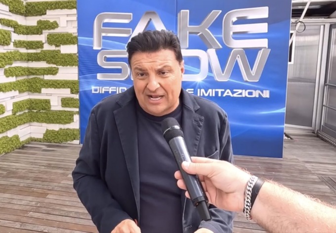Novi Ligure, Claudio Lauretta da lunedì su RaiDue con “Fake Show”