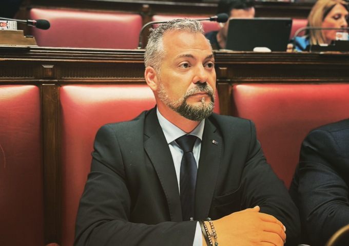 Venerdì 17 luglio ospite a Filo Diretto l’onorevole Enzo Amich