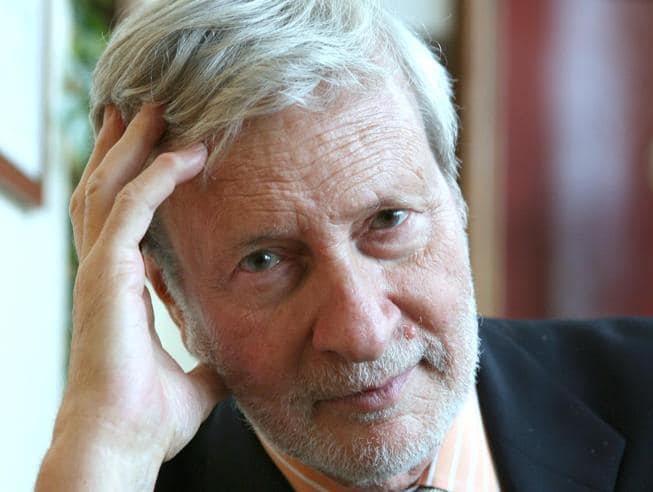 Sabato a Torino i funerali di Gianni Vattimo