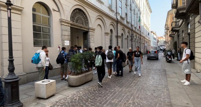 Domani si torna a scuola: in calo gli studenti. Mancano anche docenti di sostegno