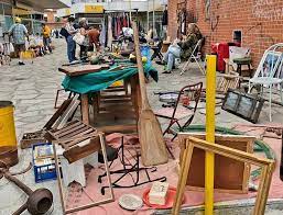 Quartiere Cristo, domenica 22 ottobre al centro Dea il mercato di ogni genere abbinato a “Svuota la cantina”