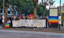 Manifestazione davanti alla Prefettura di Alessandria in solidarietà al popolo palestinese: "No al terrorismo di Hamas"