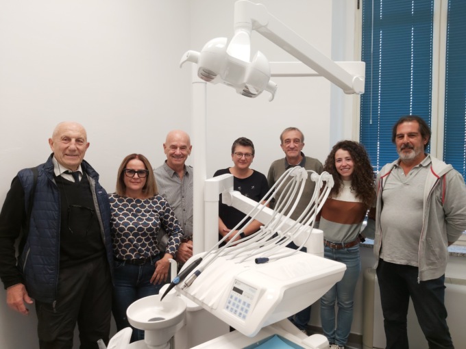 Protesi dentali agli indigenti grazie ad Asili Notturni, Confartigianato e le scuole professionali