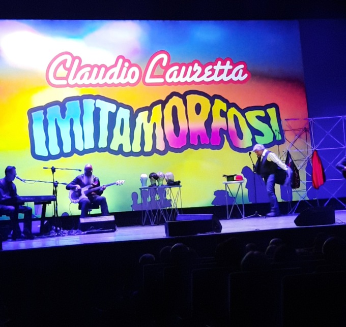 Avis Alessandria, successo allo spettacolo “IMITAMORFOSI” con Claudio Lauretta