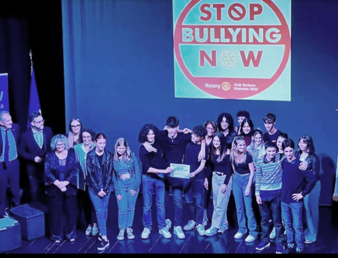 Doppio podio per il Liceo Peano di Tortona al concorso “Stop Bullying Now”