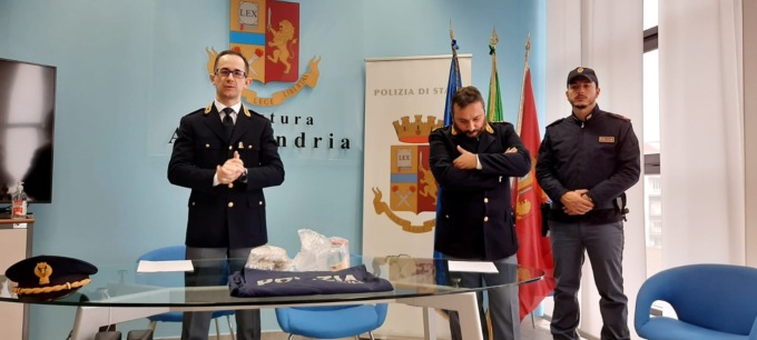 Controllo ai giardini pubblici di Alessandria per fermare lo spaccio: arrestato un uomo