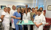 Tumore al seno: dalle donne dell'associazione Bios doni preziosi per l'ospedale