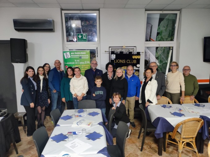 I Lions Club Bosco Marengo la Fraschetta a supporto del laboratorio di pittura del Centro Down di Alessandria