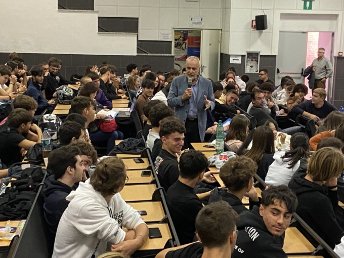 E-MOBLITY e sicurezza stradale un binomio da perseguire ed insegnare ai giovani