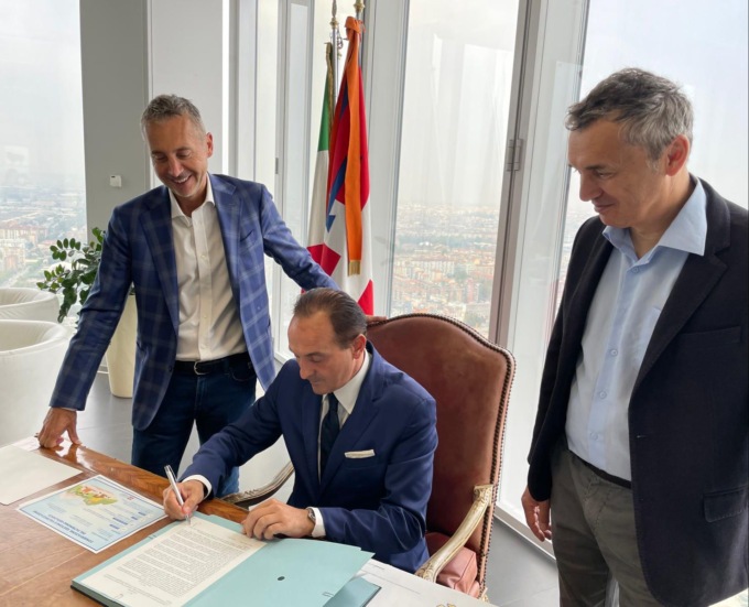 Piemonte, il presidente Alberto Cirio firma la prima legge in Italia dedicata alla valorizzazione dei geoparchi