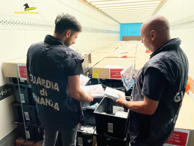 Sequestrati 3 milioni e mezzo di euro di merce contraffatta