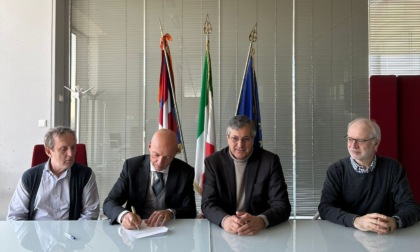 Vaccinazioni anti-Covid e antinfluenzali in Piemonte: siglato l'accordo tra Regione e farmacisti