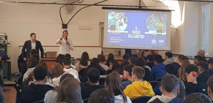 SPORT: La sezione AIA di Novi Ligure presenta un nuovo corso per arbitri di calcio