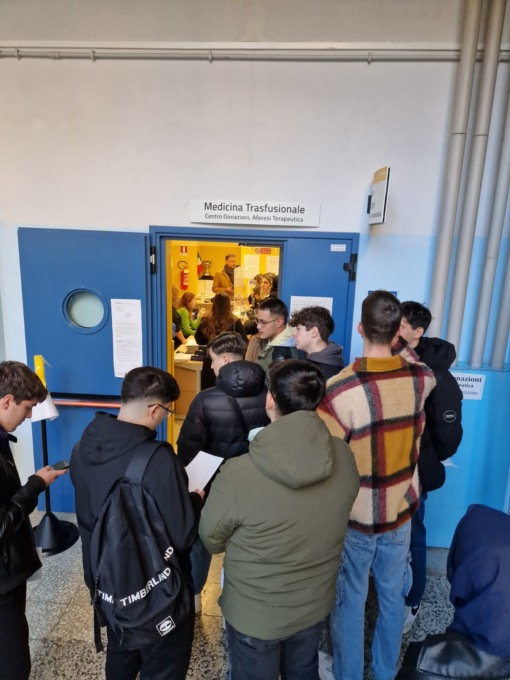 Anche gli studenti dell’Istituto “Vinci-Nervi-Fermi” in prima linea per donare il sangue