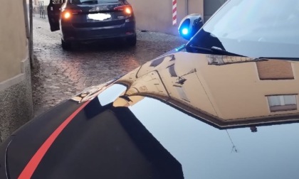 Aggressione al carcere San Michele di Alessandria, detenuto lancia tavoli e sedie contro un poliziotto