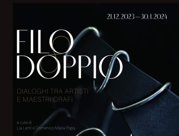 “Filo doppio. Dialoghi tra artisti e maestri orafi” a Valenza