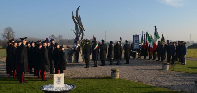 Carabinieri: commemorate vittime della tragedia di Volpiano