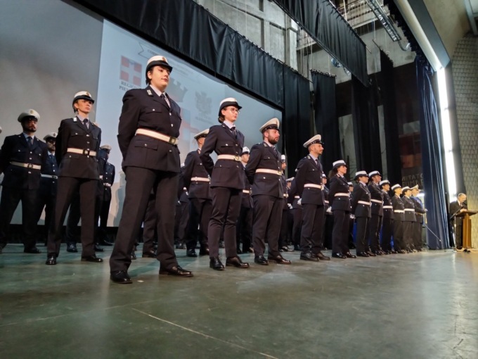 Polizia locale: dopo il corso 9 agenti in più operativi in città