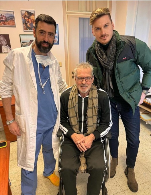 Tacconi torna in ospedale ad Alessandria per ringraziare i medici che lo hanno curato
