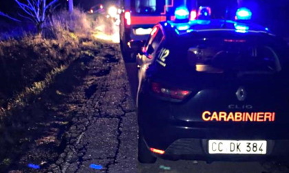Volpedo, auto finisce fuori strada: codice giallo per una donna di 53 anni
