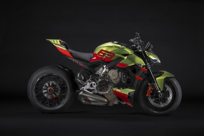 Furto da 65mila euro in una concessionaria a Grugliasco, rubata una moto Ducati Lamborghini Streetfighter