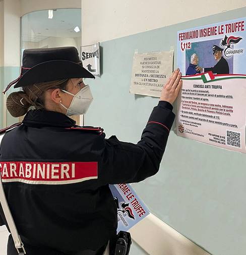 Truffe agli anziani, i consigli dei carabinieri per difendersi