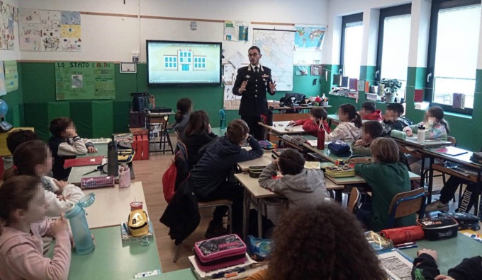 Giornata internazionale contro il bullismo e il cyberbullismo: i Carabinieri incontrano gli studenti