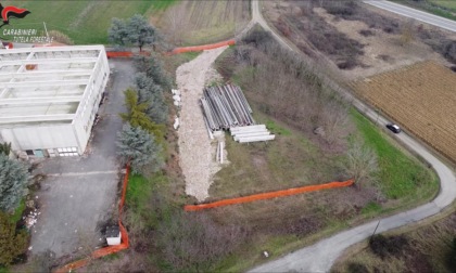 A Castelletto Monferrato una strada abusiva realizzata con rifiuti edili: coinvolte due ditte