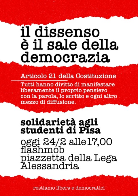 Alessandria, flashmob in piazzetta della Lega dopo i fatti di Pisa