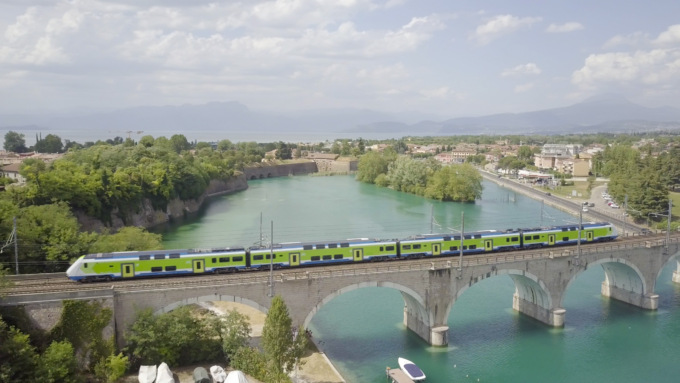 Dal week-end di Pasqua tornano le “Gite in treno”: più corse per laghi e spiagge liguri