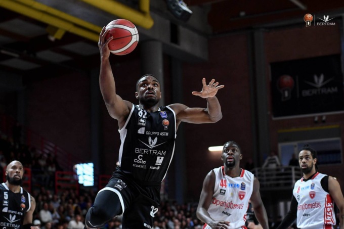 Derthona Basket, settebello casalingo con l’acuto su Cremona