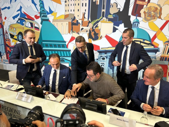 Torino-Lione: firmato il protocollo di intesa tra il Ministero, Osservatorio Tav e Regione Piemonte