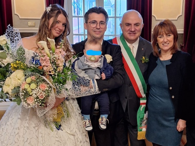 A Novi Ligure celebrate le nozze russo-ucraine: “Un messaggio di amore e di pace per tutto il mondo”