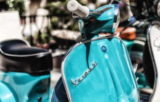 Motori: 1° raduno nazionale di Vespe ad Acqui Terme
