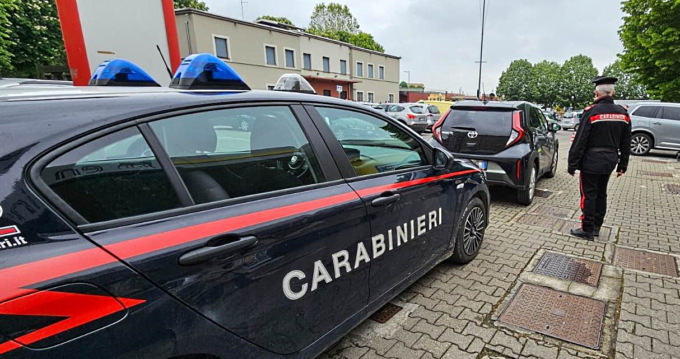Tortona, incidente senza feriti in corso Romita
