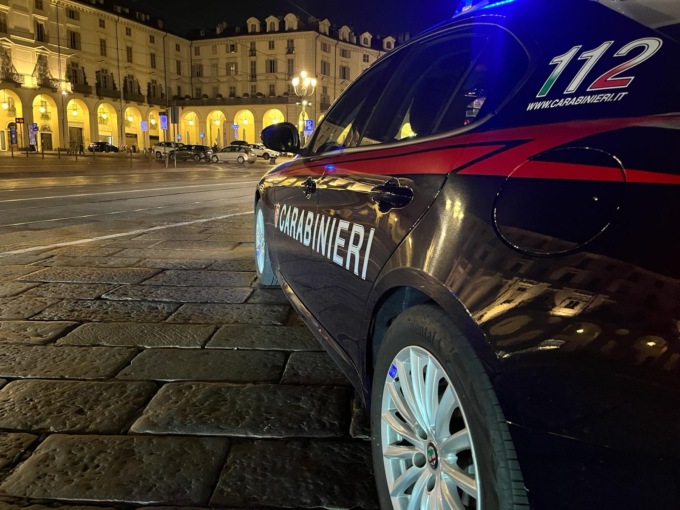 Torino: rapina il tassista che lo ha trasportato, individuato e arrestato