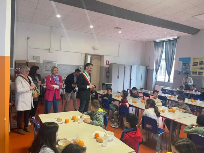 Inaugurata la prima mensa scolastica “plastic free” a Tortona
