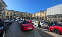 Sfilata di Porsche a Tortona a sostegno dell'ospedale infantile